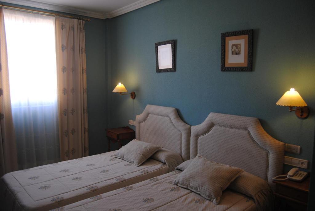 Hotel Cristina-Enea Valdeganga Camera foto