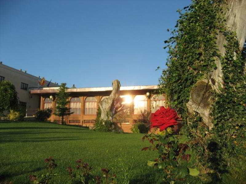 Hotel Cristina-Enea Valdeganga Esterno foto